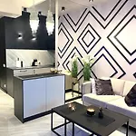 Elegance Hanza Tower Apartment