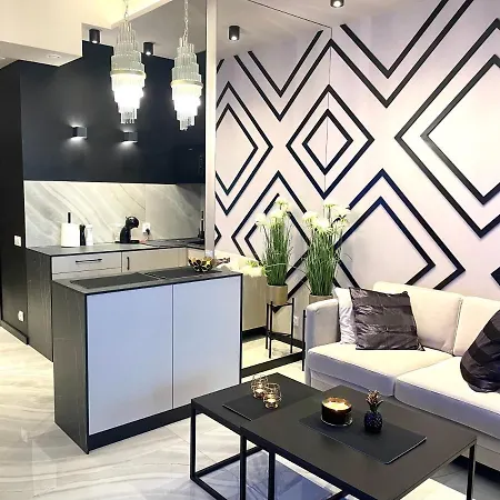 Elegance Hanza Tower Apartman