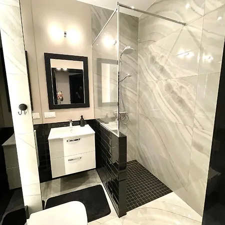 Apartamento Elegance Hanza Tower